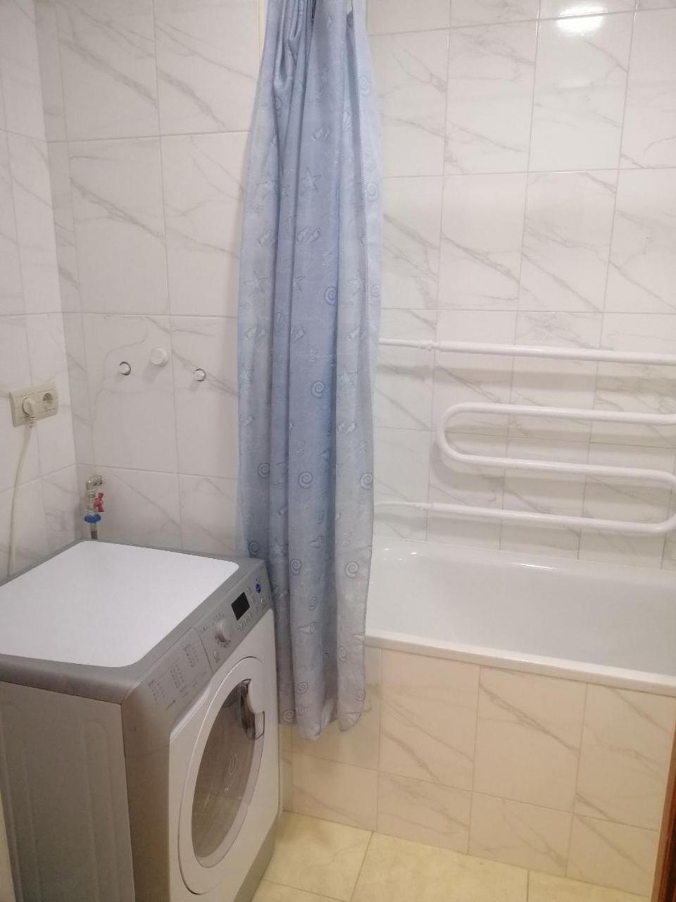 Квартира По Адресу Дружбы Народов 8А Kyiv Exterior photo
